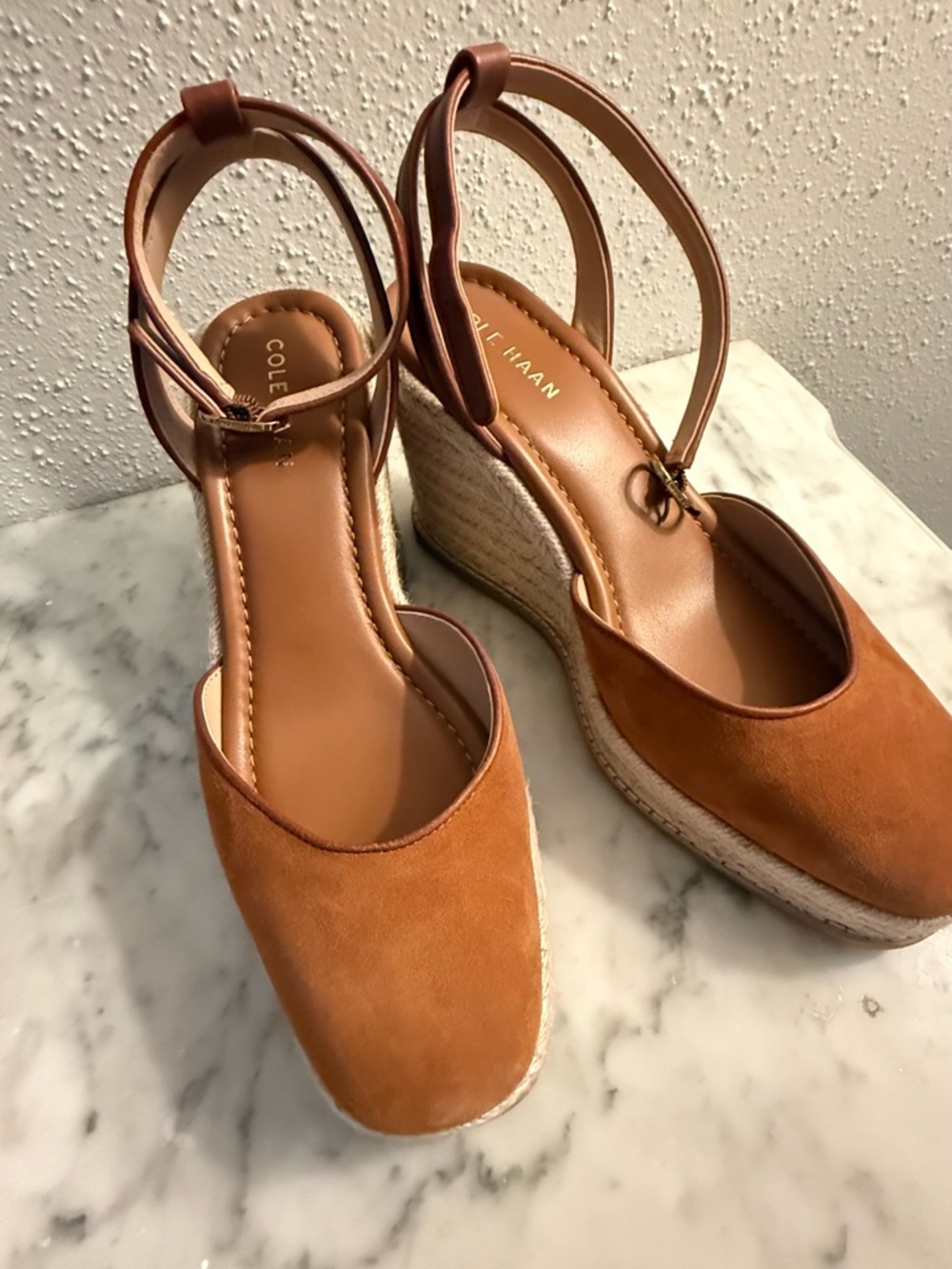 Cole Haan
Kyra Cloudfeel Wedge Sandal 6.5 - Picture 5 of 7